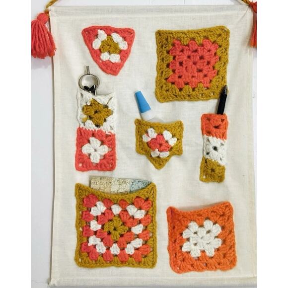 60s Crochet Pockets Sturdy Wall Hanging Storage Organizer Orange Brown Mail Pens - Picture 7 of 7